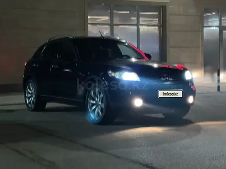 Infiniti FX35 2005 года за 4 300 000 тг. в Алматы – фото 3