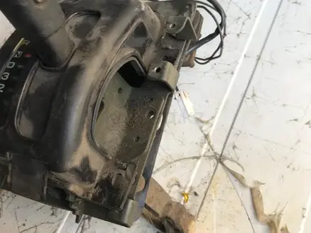 Селектор акпп (рычаг акпп) на Субару Импреза. Левый руль за 25 000 тг. в Усть-Каменогорск – фото 3