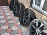 Диски с шинами зимние на Инфинити fx35 за 200 000 тг. в Сатпаев – фото 2