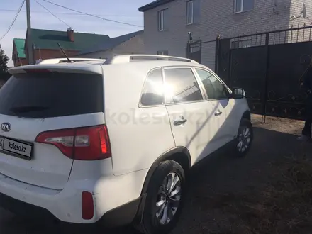 Kia Sorento 2013 года за 9 450 000 тг. в Актобе – фото 4