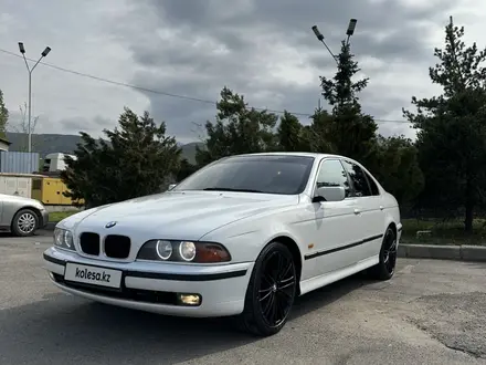 BMW 528 1997 года за 4 000 000 тг. в Алматы – фото 5