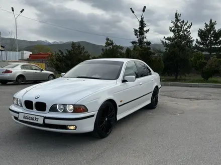 BMW 528 1997 года за 4 000 000 тг. в Алматы – фото 11
