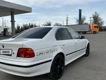 BMW 528 1997 года за 4 000 000 тг. в Алматы – фото 15
