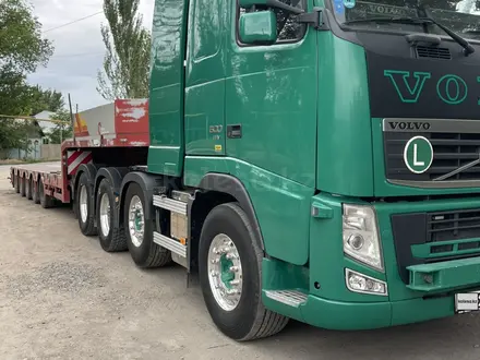 Volvo  FH 2013 года за 50 500 000 тг. в Алматы