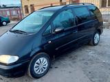 Ford Galaxy 1999 годаүшін2 200 000 тг. в Караганда