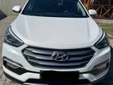 Hyundai Santa Fe 2017 годаүшін9 200 000 тг. в Семей – фото 4