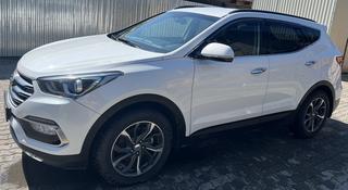 Hyundai Santa Fe 2017 года за 9 200 000 тг. в Семей