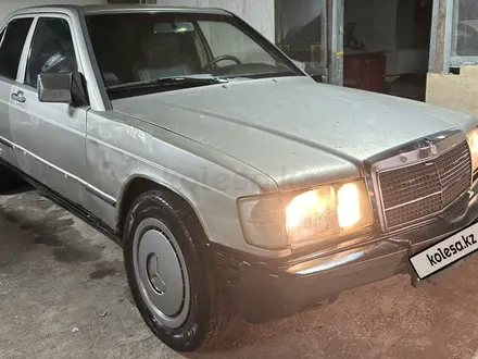 Mercedes-Benz 190 1989 года за 800 000 тг. в Астана