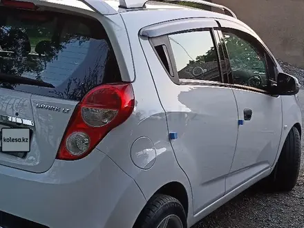 Chevrolet Spark 2014 года за 4 900 000 тг. в Шымкент – фото 4