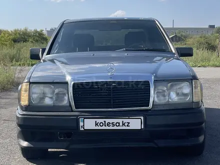 Mercedes-Benz E-Class, 1992