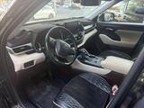 Toyota Highlander 2021 года за 21 500 000 тг. в Туркестан – фото 3