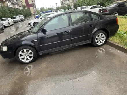 Volkswagen Passat 2000 года за 1 000 000 тг. в Алматы – фото 3