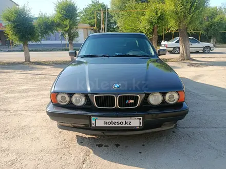BMW 525 1994 годаүшін2 500 000 тг. в Сарыагаш