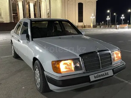Mercedes-Benz E 230 1990 года за 1 900 000 тг. в Кызылорда – фото 3