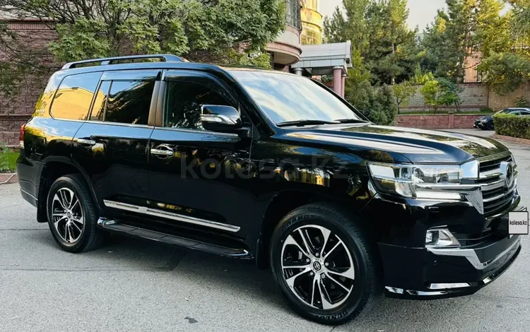 Toyota Land Cruiser 2020 годаүшін41 950 000 тг. в Алматы