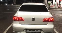Volkswagen Passat 2011 годаүшін5 000 000 тг. в Караганда – фото 2