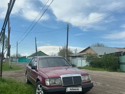 Mercedes-Benz E 230 1991 года за 1 650 000 тг. в Алматы