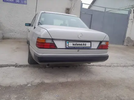 Mercedes-Benz E 230 1991 года за 2 400 000 тг. в Шымкент – фото 10