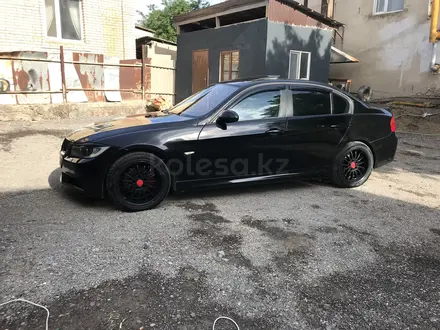 BMW 320 2006 года за 5 000 000 тг. в Каскелен – фото 2