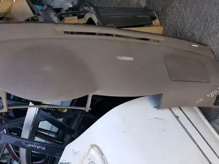 Торпеда панель на Тойота Королла с подушкой безопасности за 58 000 тг. в Караганда