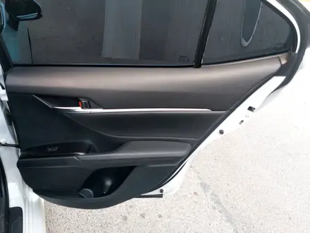 Toyota Camry 2021 года за 12 400 000 тг. в Караганда – фото 15
