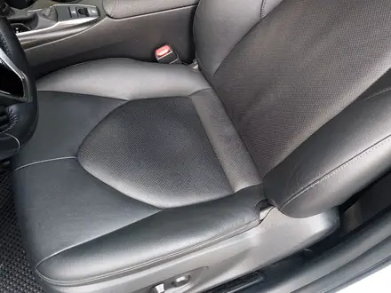 Toyota Camry 2021 года за 12 400 000 тг. в Караганда – фото 9