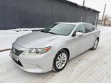 Lexus ES 300h 2013 года за 11 800 000 тг. в Астана – фото 2