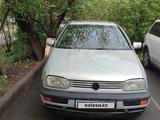Volkswagen Golf 1993 года за 1 750 000 тг. в Алматы