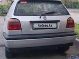 Volkswagen Golf 1993 года за 1 750 000 тг. в Алматы – фото 4