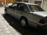 Mercedes-Benz E 230 1990 годаfor800 000 тг. в Алматы