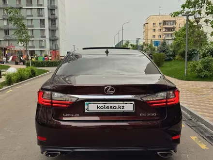 Lexus ES 250 2017 года за 14 700 000 тг. в Алматы – фото 3