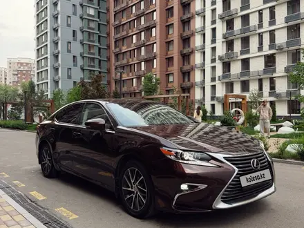 Lexus ES 250 2017 года за 14 700 000 тг. в Алматы