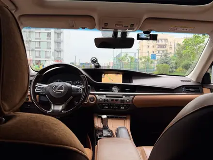 Lexus ES 250 2017 года за 14 700 000 тг. в Алматы – фото 6