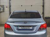 Hyundai Solaris 2013 года за 3 680 000 тг. в Актобе – фото 5