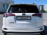 Toyota RAV4 2016 годаүшін13 500 000 тг. в Шымкент – фото 4