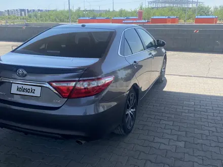 Toyota Camry 2015 года за 8 000 000 тг. в Кульсары – фото 2