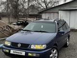 Volkswagen Passat 1995 года за 3 500 000 тг. в Алматы – фото 4