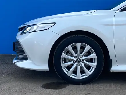 Toyota Camry 2020 года за 11 730 000 тг. в Алматы – фото 6