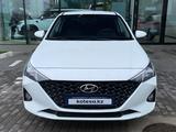 Hyundai Accent 2021 года за 7 290 000 тг. в Алматы – фото 2