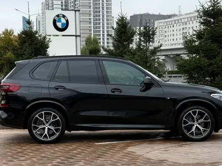 BMW X5 XDrive 40i 2021 года за 35 000 000 тг. в Астана – фото 4