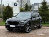 BMW X5 XDrive 40i 2021 года за 35 000 000 тг. в Астана