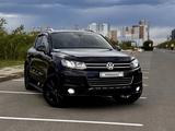 Volkswagen Touareg 2010 года за 9 800 000 тг. в Астана – фото 2