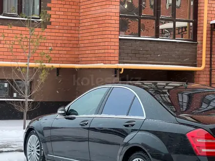 Mercedes-Benz S 450 2008 года за 6 000 000 тг. в Актобе – фото 4