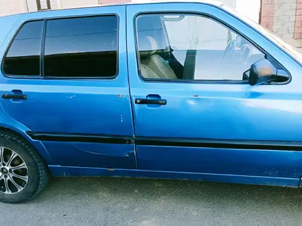 Volkswagen Golf 1993 года за 850 000 тг. в Туркестан