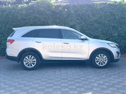 Kia Sorento 2015 года за 10 400 000 тг. в Алматы – фото 9