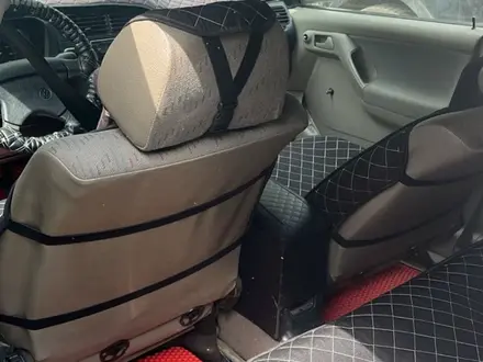 Volkswagen Golf 1993 года за 1 400 000 тг. в Актобе – фото 6