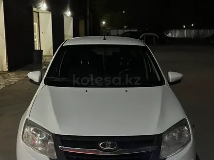 ВАЗ (Lada) Granta 2190 2013 года за 2 000 000 тг. в Уральск