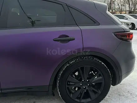 Infiniti QX70 2014 года за 14 300 000 тг. в Актобе – фото 4