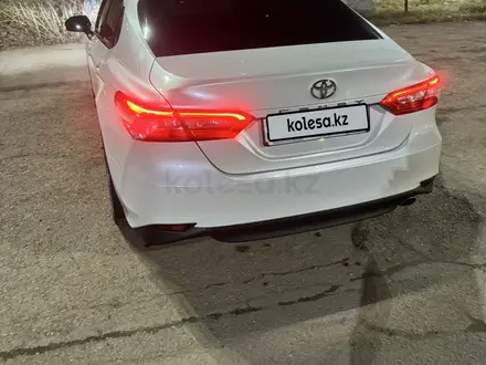 Toyota Camry 2021 года за 15 200 000 тг. в Кокшетау – фото 4