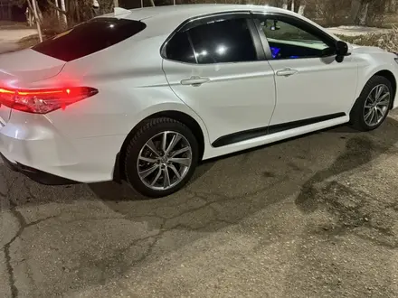 Toyota Camry 2021 года за 15 200 000 тг. в Кокшетау – фото 3